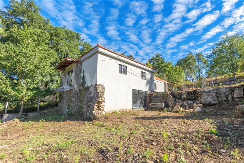 Moradia T4 em Rubiães, €120.000