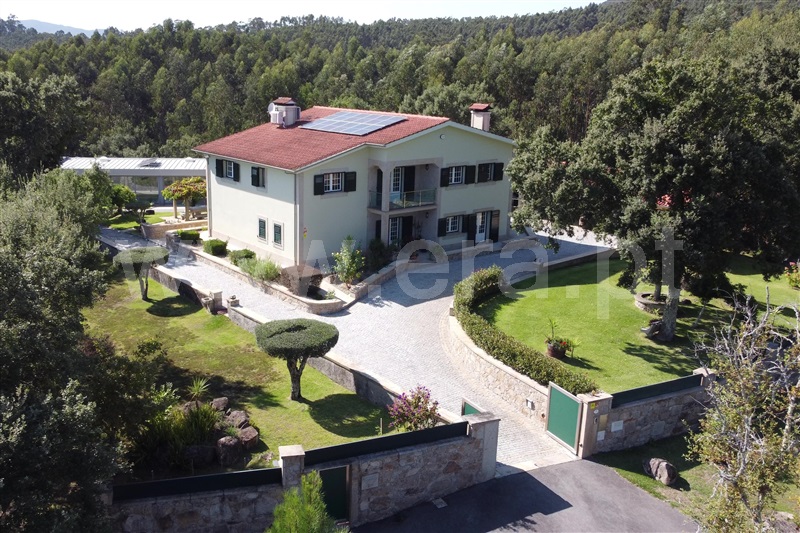 Moradia T4 / Ponte de Lima, São Pedro d`Arcos