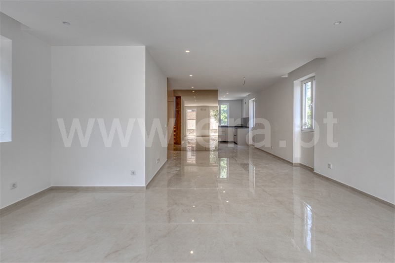 Moradia T4 à venda em Lordelo do Ouro e Massarelos, Porto — foto 2