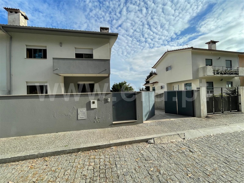 Moradia T4 / Póvoa de Varzim, Póvoa de Varzim, Beiriz e Argivai