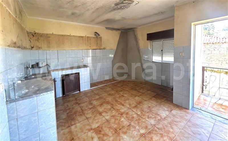 Moradia T4 à venda em Barrô, Resende — foto 3