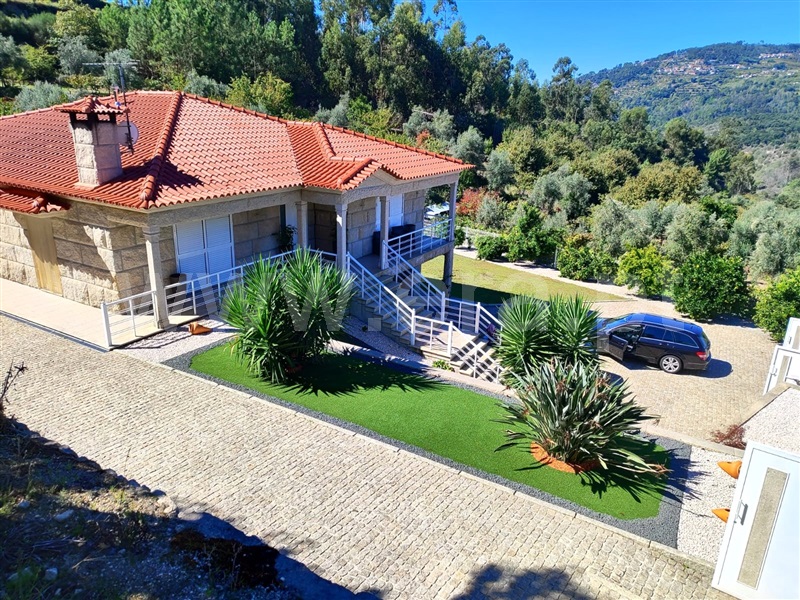 Moradia T3 Resende, Freigil e Miomães - 1363253 - 4