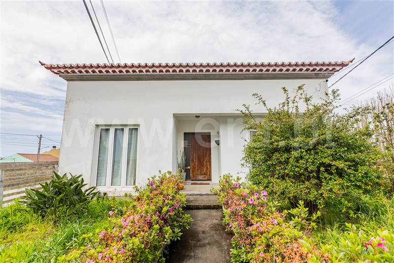 Moradia T4 / Ribeira Grande, São Brás
