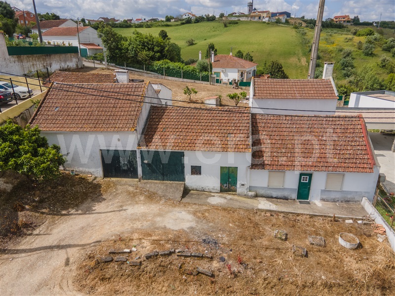 Moradia T4 / Rio Maior, Marmeleira e Assentiz