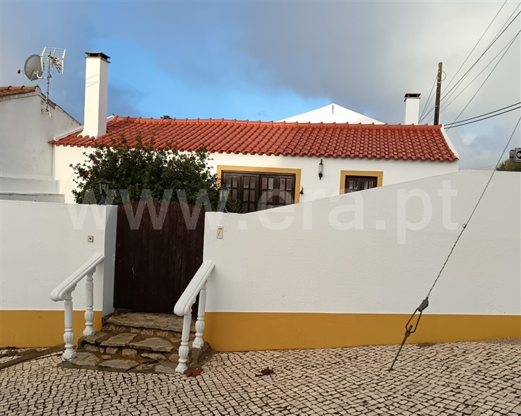 Moradia T4 / Rio Maior, Marmeleira e Assentiz