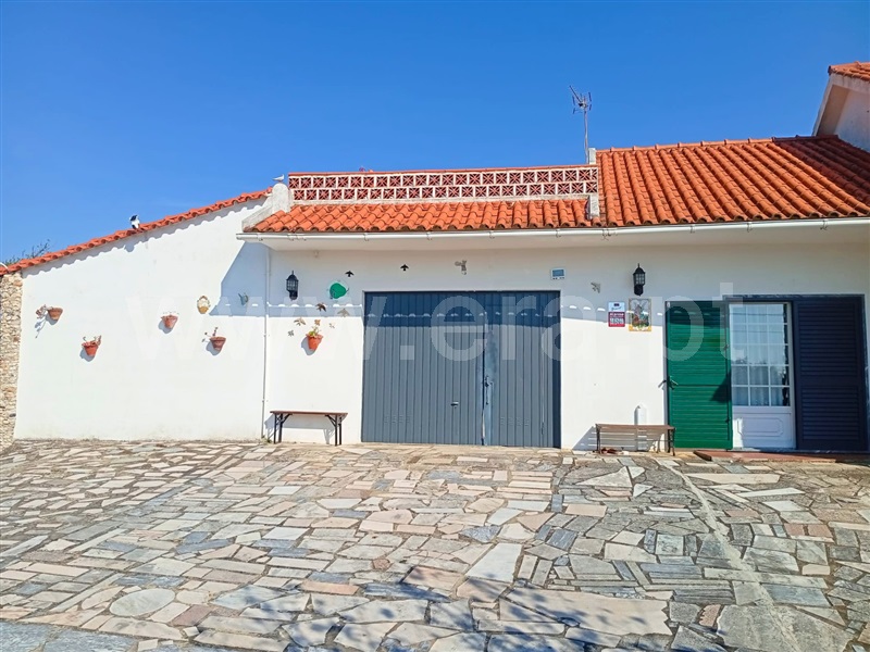 Moradia T4 / Santarém, Azoia de Cima e Tremês