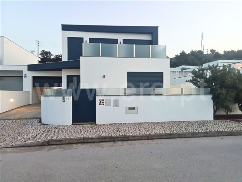 Moradia T4 / Santarém, Jardim de Baixo