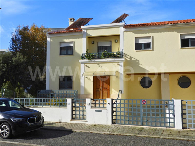 Moradia T4 / Santarém, Santarém (Marvila), Santa Iria da Ribeira de Santarém, Santarém (São Salvador) e Santarém (São Nicolau)