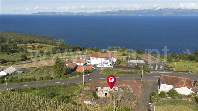 Moradia T4 / São Roque do Pico, Prainha
