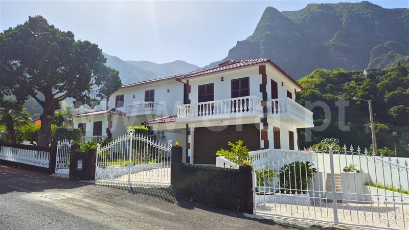 Moradia T4 / São Vicente, São Vicente