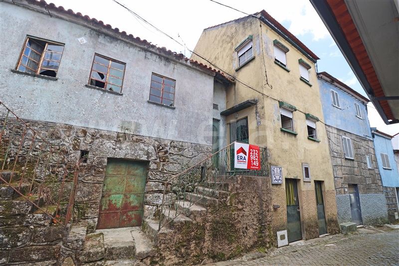 Moradia T4 / Sátão, Rio de Moinhos