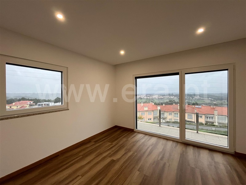 Moradia T4 Seia, Seia, São Romão e Lapa dos Dinheiros - 1289869 - 5