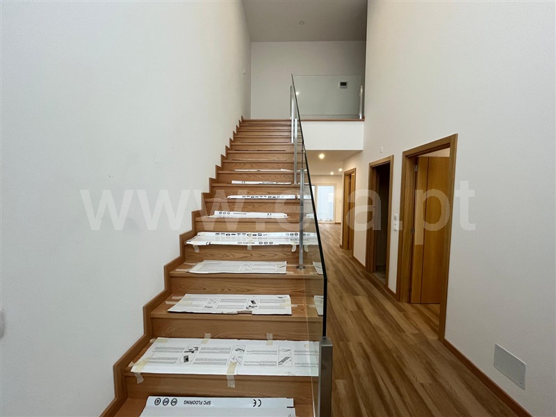 Moradia T4 Seia, Seia, São Romão e Lapa dos Dinheiros - 1289869 - 9