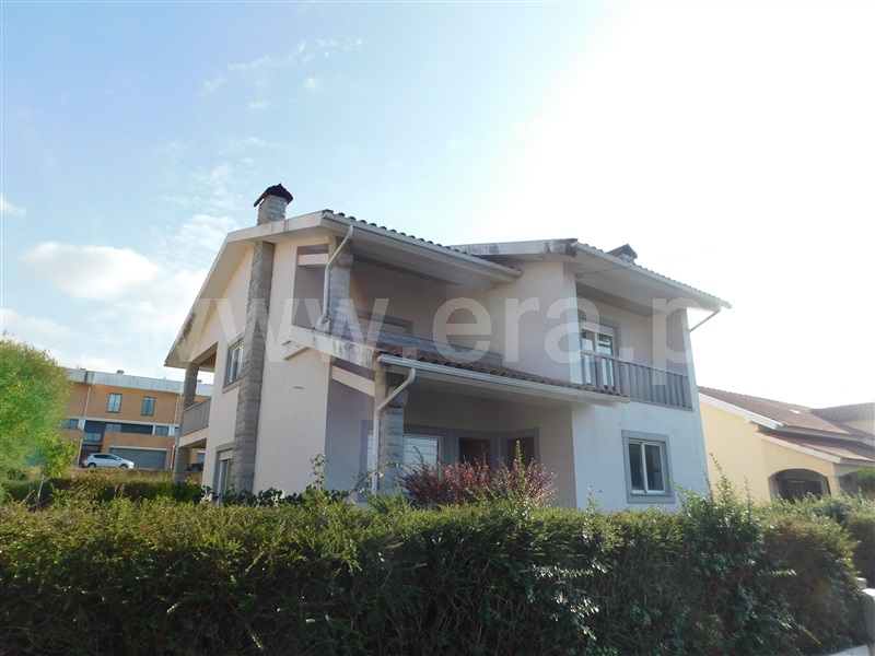 Moradia T4 Seia, Seia, São Romão e Lapa dos Dinheiros - 1512291 - 2
