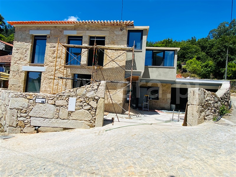 Moradia T4 Sever do Vouga, Couto de Esteves - 1496227 - 2