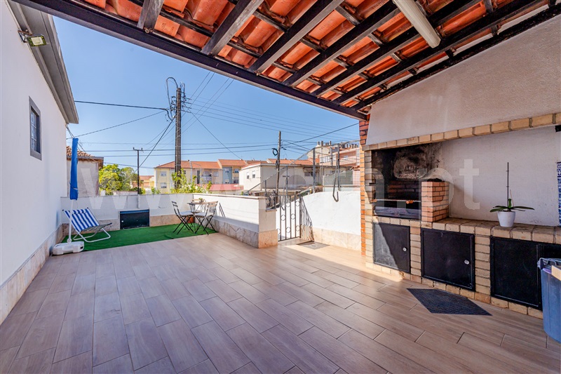Moradia T4 com Quintal Sintra, Cacém e São Marcos - 1514277 - 8
