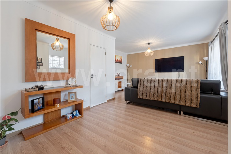 Moradia T4 / Sintra, Cacém e São Marcos