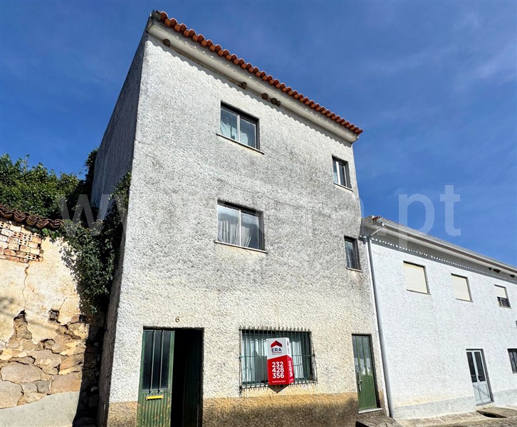 Moradia T4 / Tábua, Candosa