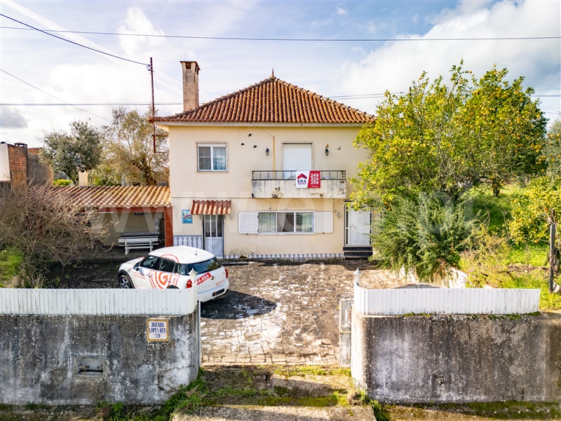Moradia T4 / Tomar, Olalhas