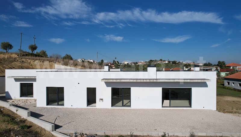 Moradia T4 / Tomar, Tomar (São João Baptista) e Santa Maria dos Olivais