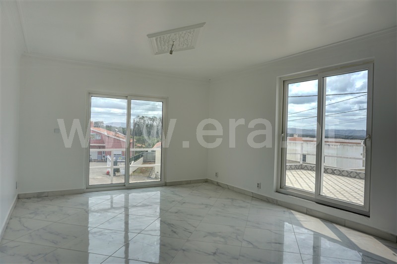 Moradia T4 com Jardim Torres Vedras, Cabeça Gorda - 1485559 - 2