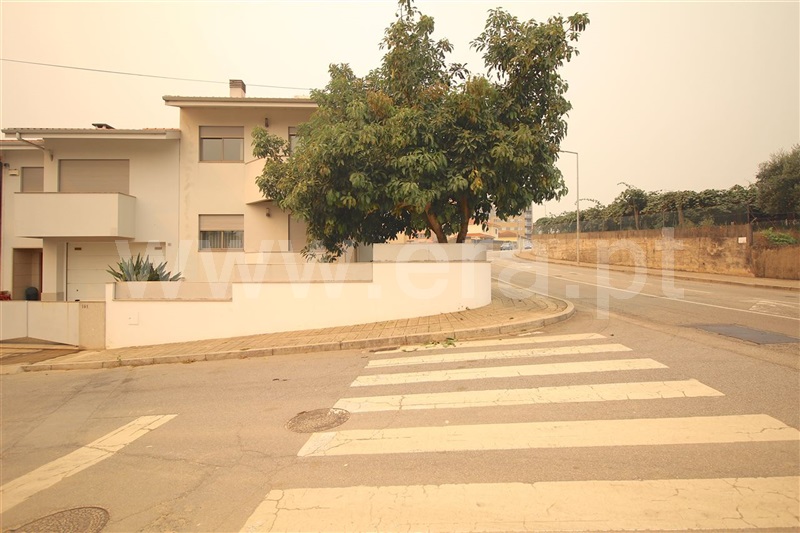 Moradia T4 / Valongo, Centro, Ermesinde
