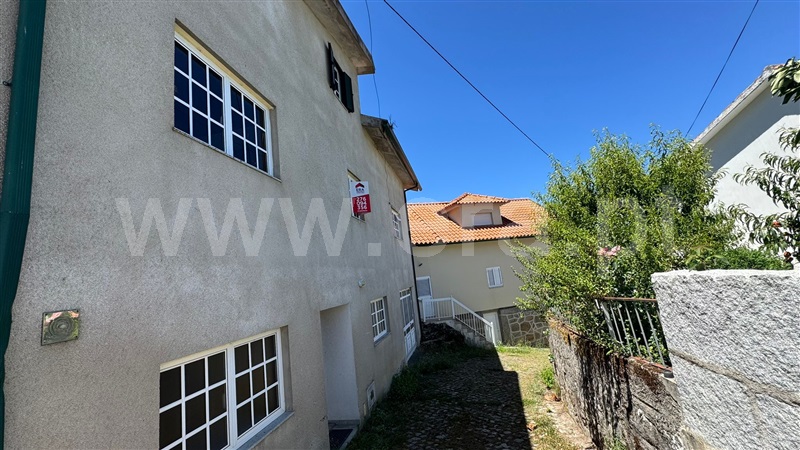 Moradia T4 à venda em Vreia de Bornes, Vila Pouca de Aguiar — foto 2
