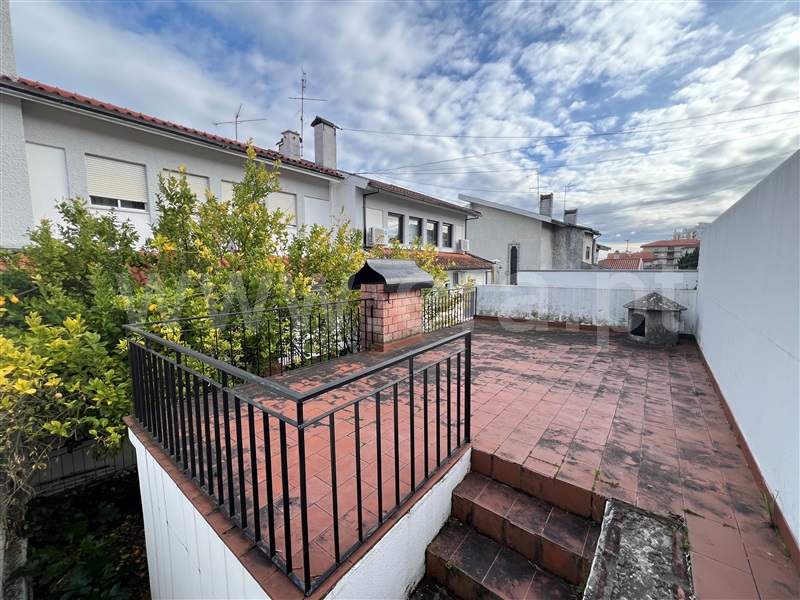 Moradia T4 à venda em Vila Real (Nossa Senhora da Conceição, São Pedro e São Dinis), Vila Real — foto 8