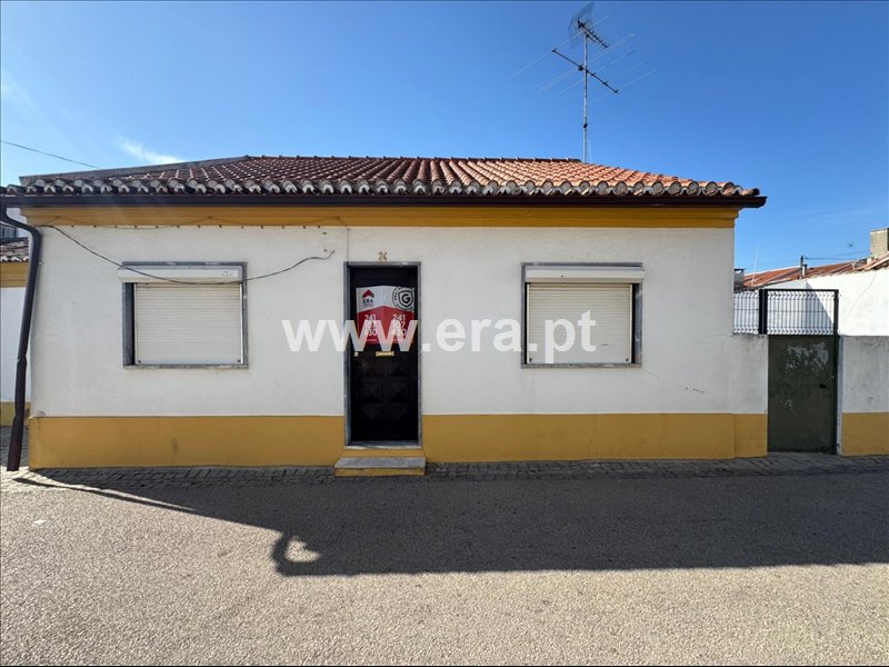 Moradia T5 à venda em Pego, Abrantes — foto 2