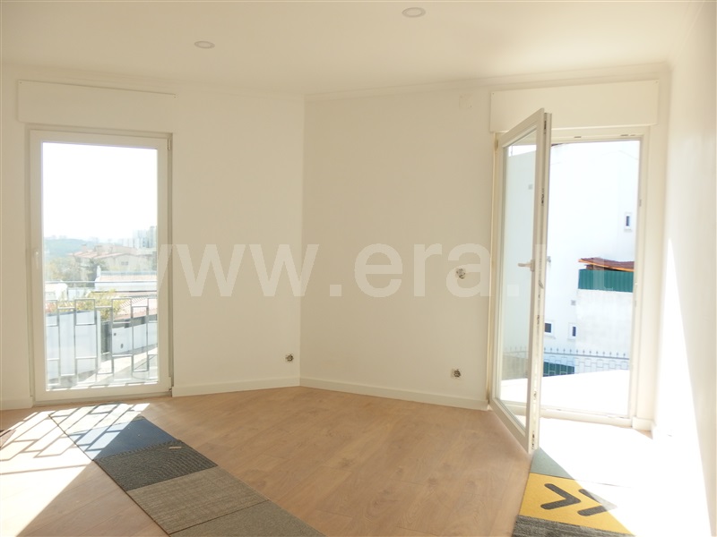 Moradia T5 Amadora, Quinta Grande - 1154025 - 10
