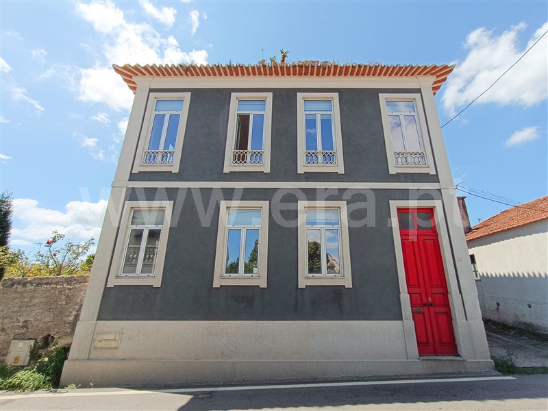 Moradia T5 / Aveiro, Eixo e Eirol