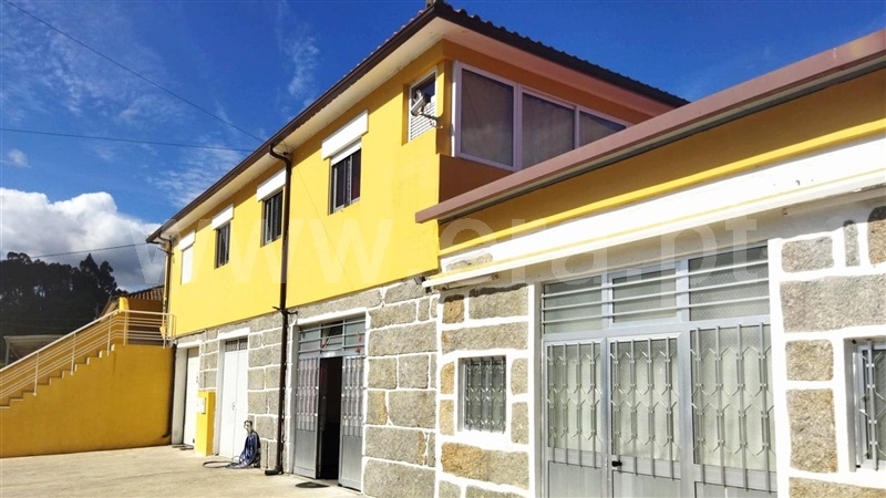 Moradia T5 com Anexo Castelo de Paiva, Sobrado e Bairros - 1353150 - 1