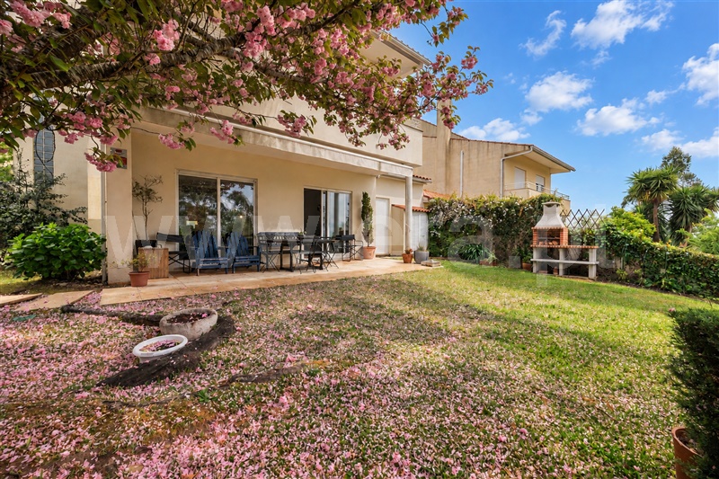 Moradia T5 em Cernache, €545.000