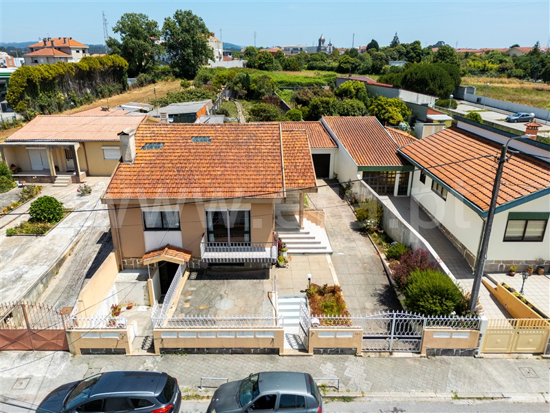 Moradia T5 / Espinho, Anta e Guetim