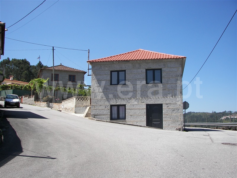 Moradia T5 / Fafe, Antime e Silvares (São Clemente)