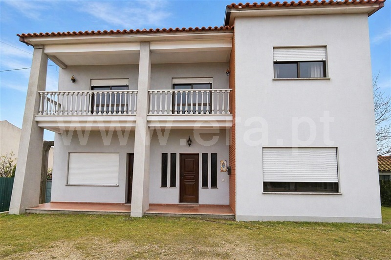 Moradia T5 / Figueira da Foz, Alqueidão