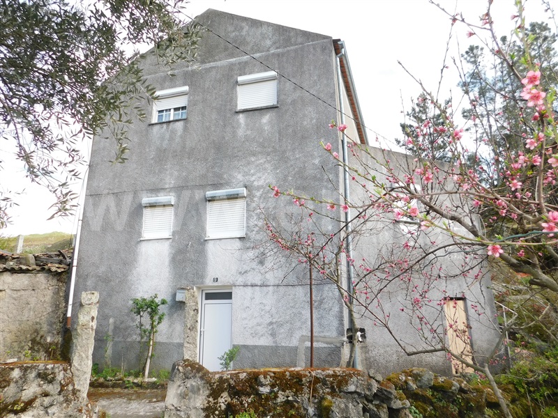 Moradia T5 / Gouveia, Vila Franca da Serra