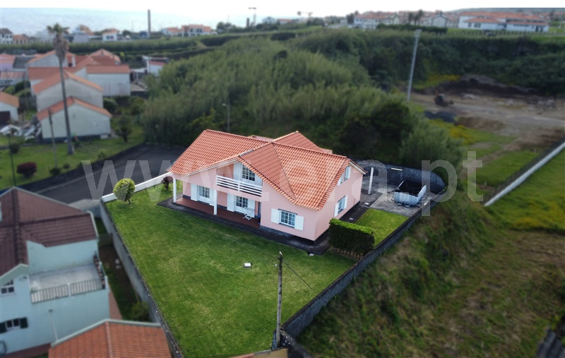 Moradia T5 à venda em Horta (Angústias), Horta — foto 2