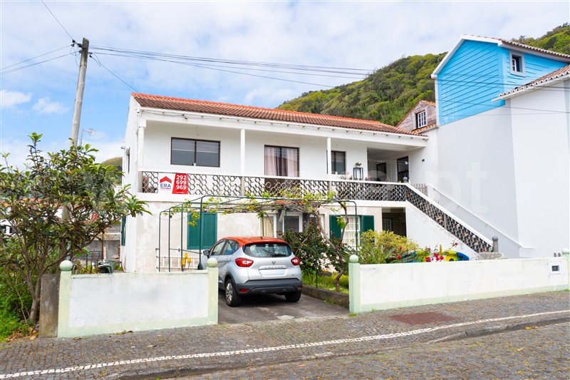 Moradia T5 à venda em Lajes do Pico, Lajes do Pico — foto 2