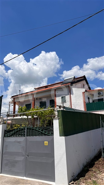 Moradia T4 / Loures, Santo Antão e São Julião do Tojal