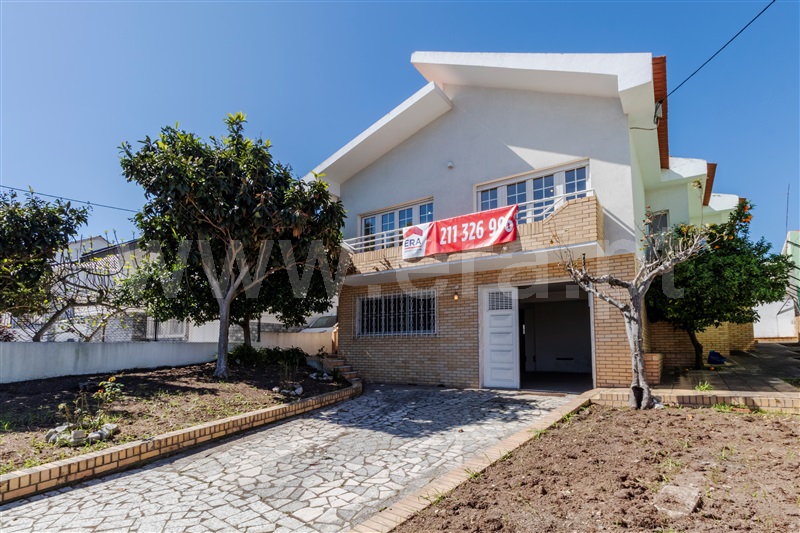 Moradia T5 / Loures, Santo Antão e São Julião do Tojal