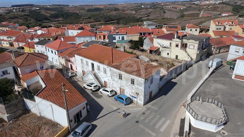 Moradia T5 em Lourinhã e Atalaia, €399.000