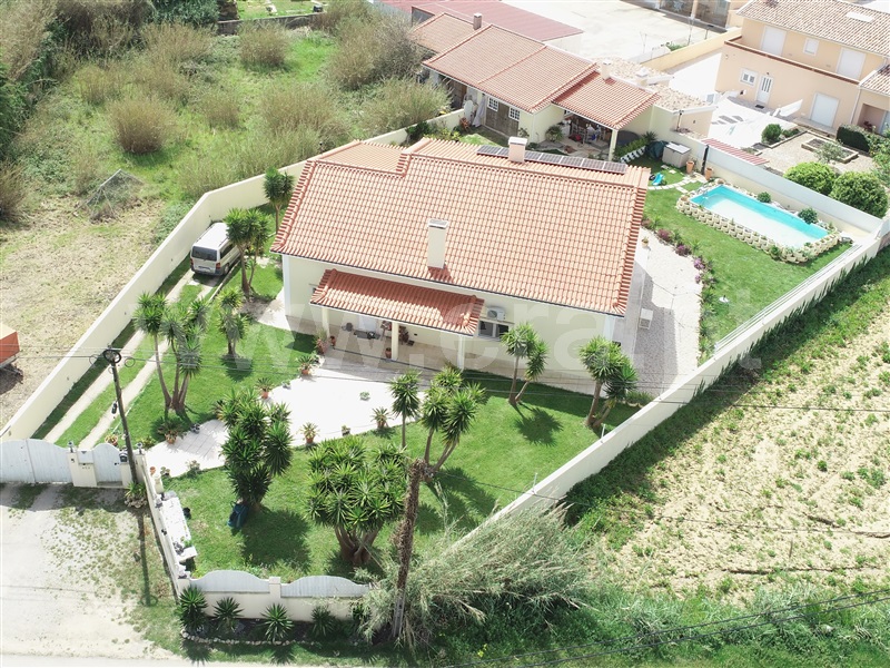 Moradia T5 / Lourinhã, São Bartolomeu dos Galegos e Moledo