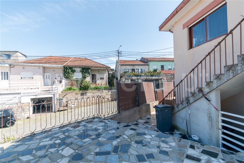 Moradia T5 à venda em Águas Santas, Maia — foto 3