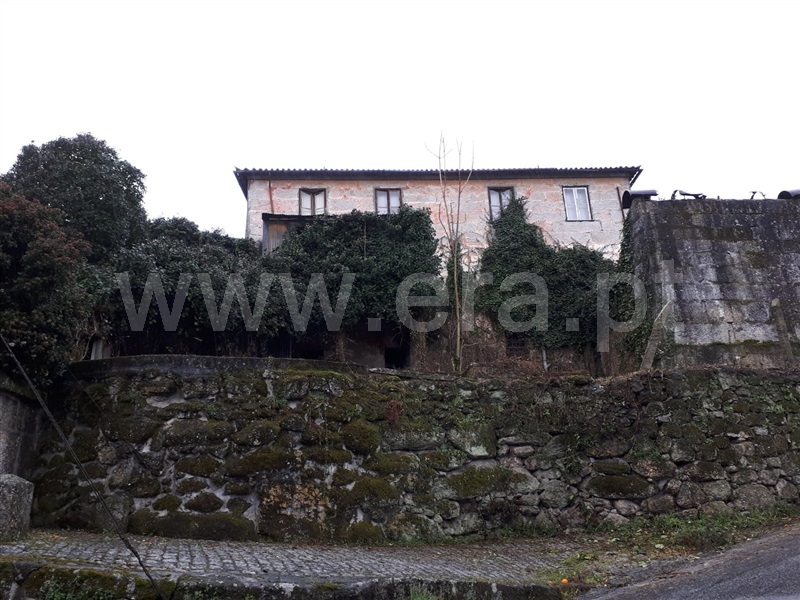 Moradia T5 Marco de Canaveses, Marco - 1439365 - 2