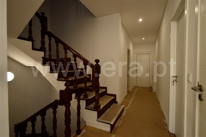 Moradia T5 Matosinhos, São Mamede de Infesta - 1411647 - 9