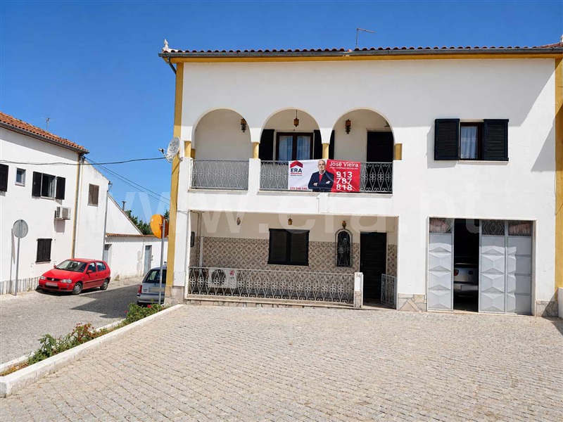 Apartamento T5 / Nisa, Alpalhão