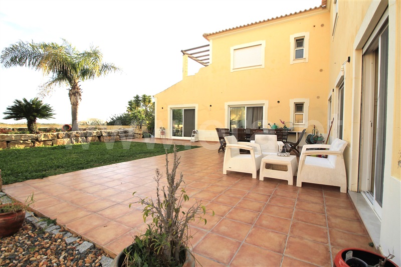 Moradia T5 / Olhão, Quelfes