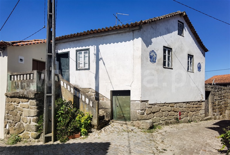 Moradia T5 / Oliveira do Hospital, Travanca de Lagos