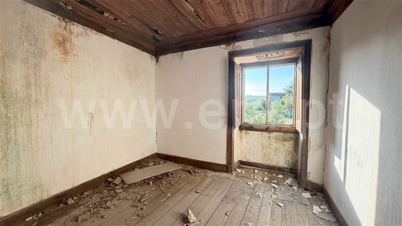 Moradia T5 à venda em Freixianda, Ribeira do Fárrio e Formigais, Ourém — foto 9